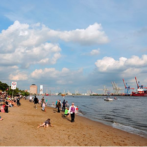 Övelgönner Strand, Altona, St. Pauli und die westlichen Stadtteile