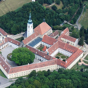 Stift Heiligenkreuz, Stift Heiligenkreuz